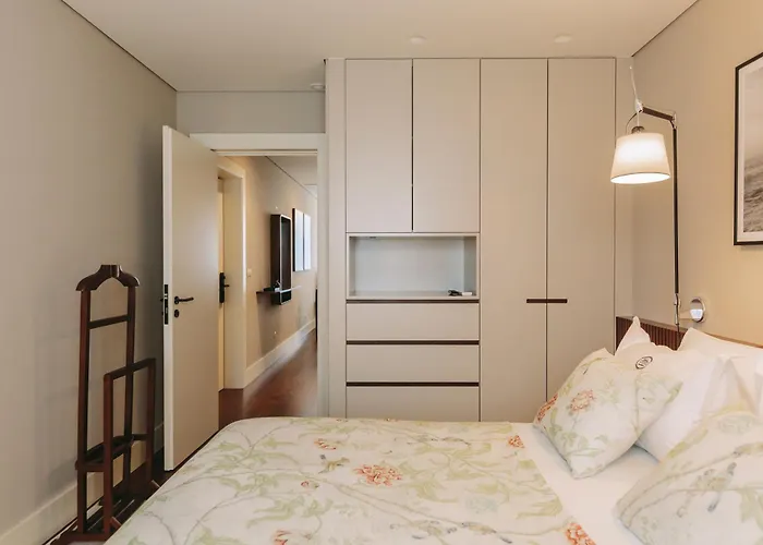 Gran Cruz * Vila Nova de Gaia